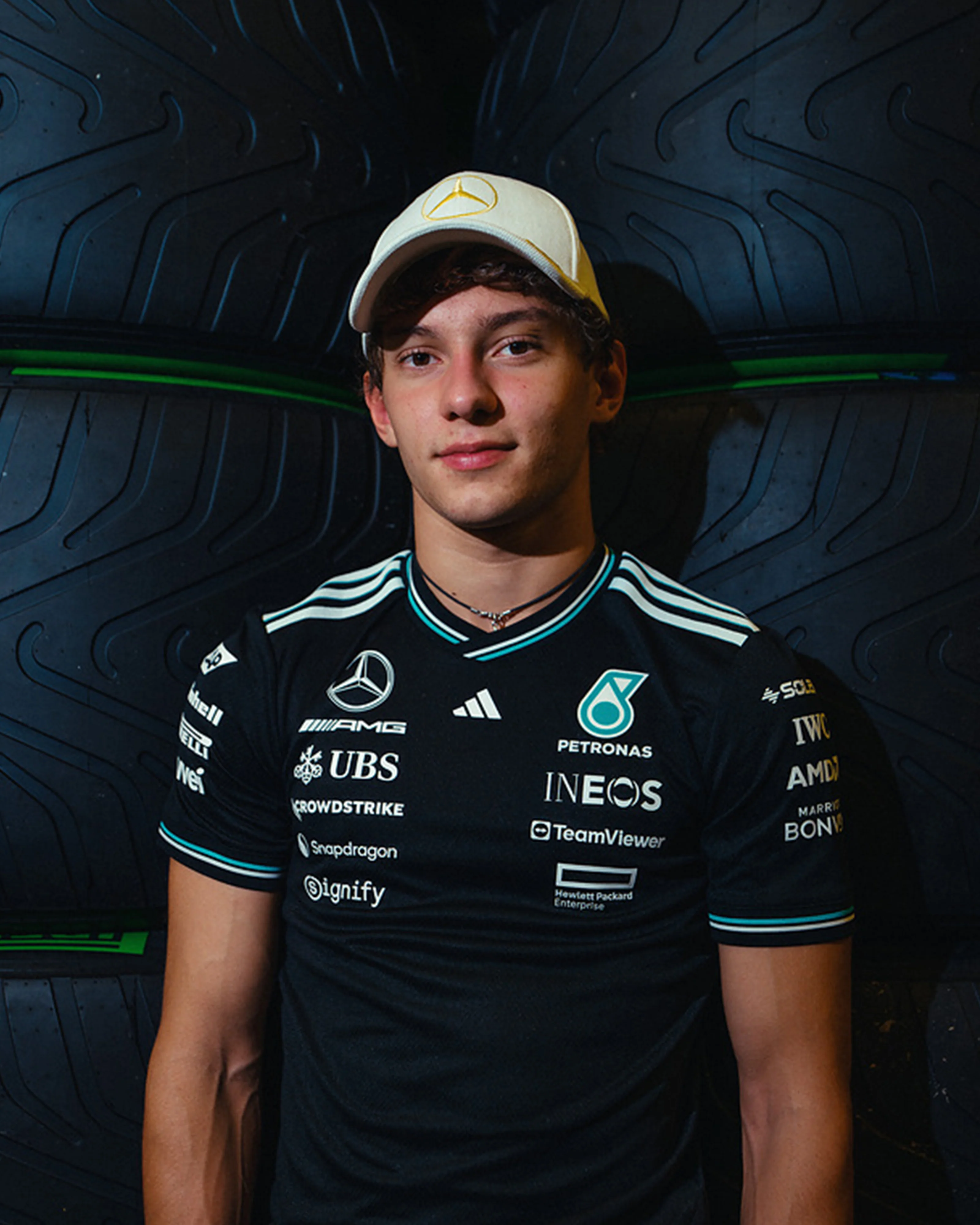 2025 Special Edition Singapore Driver Cap White - Image 2