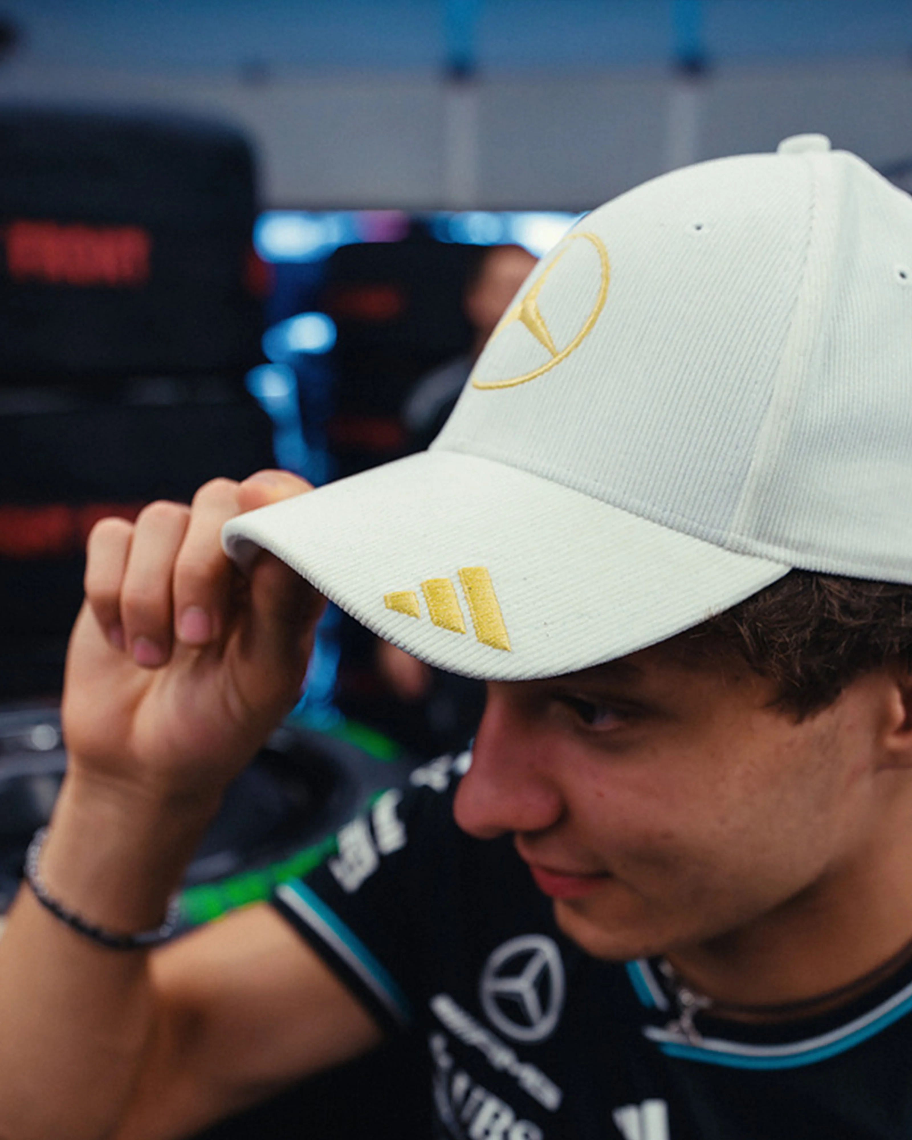2025 Special Edition Singapore Driver Cap White - Image 4