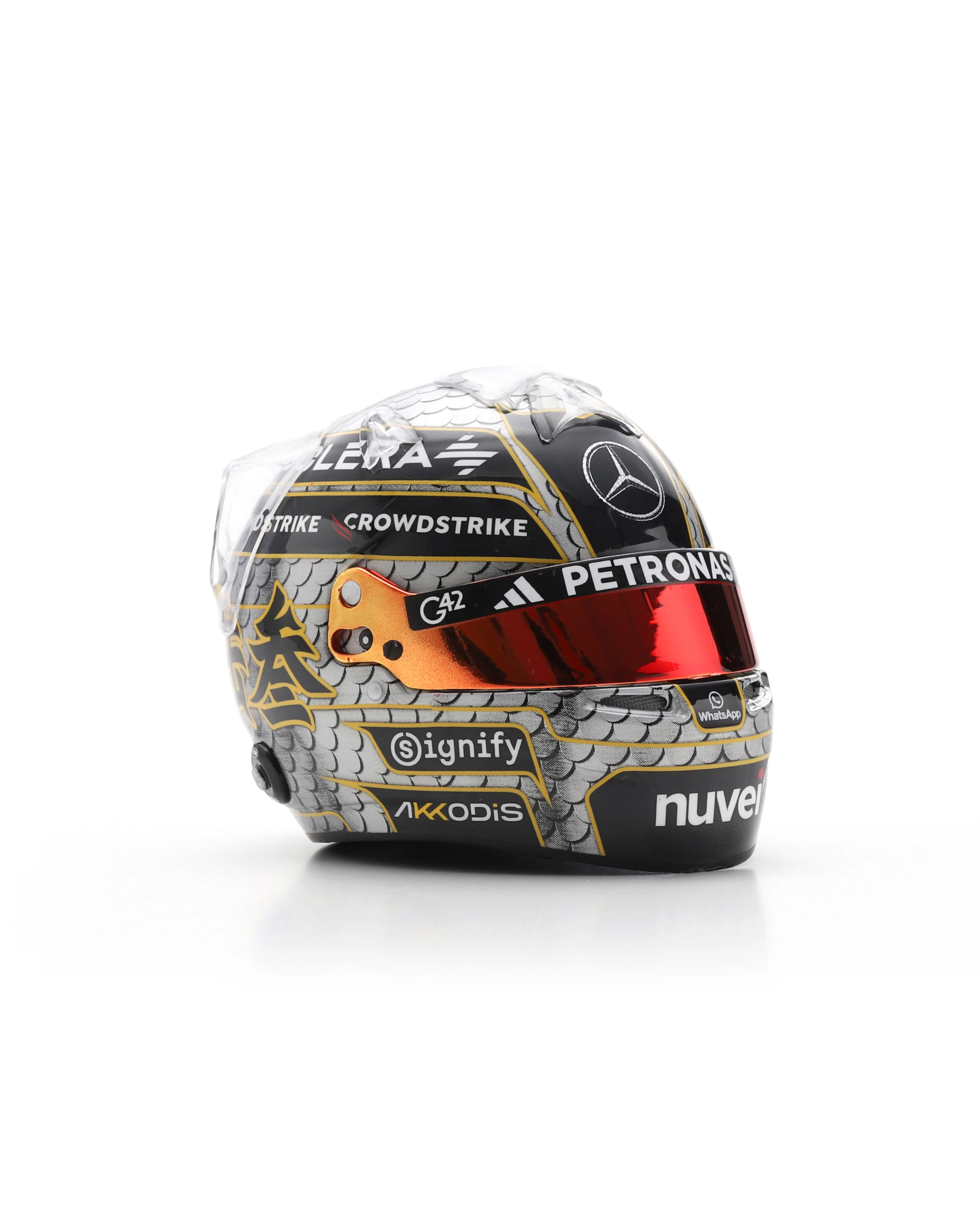 George Russell Chinese GP 2025 Sparks Helmet 1:5 - Image 6