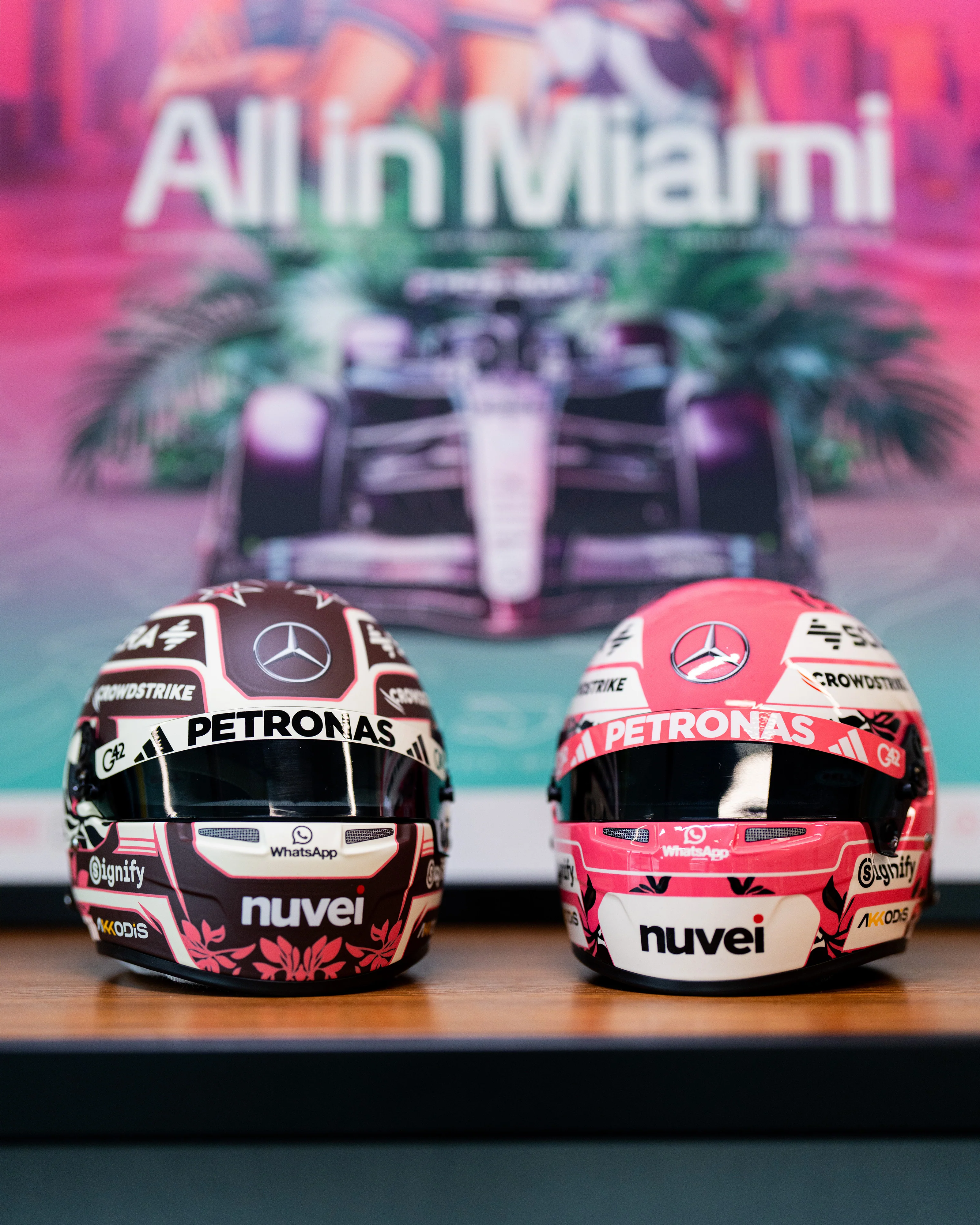 Kimi Antonelli 2025 Miami Mini Bell Helmet Replica 1:2 - Image 7