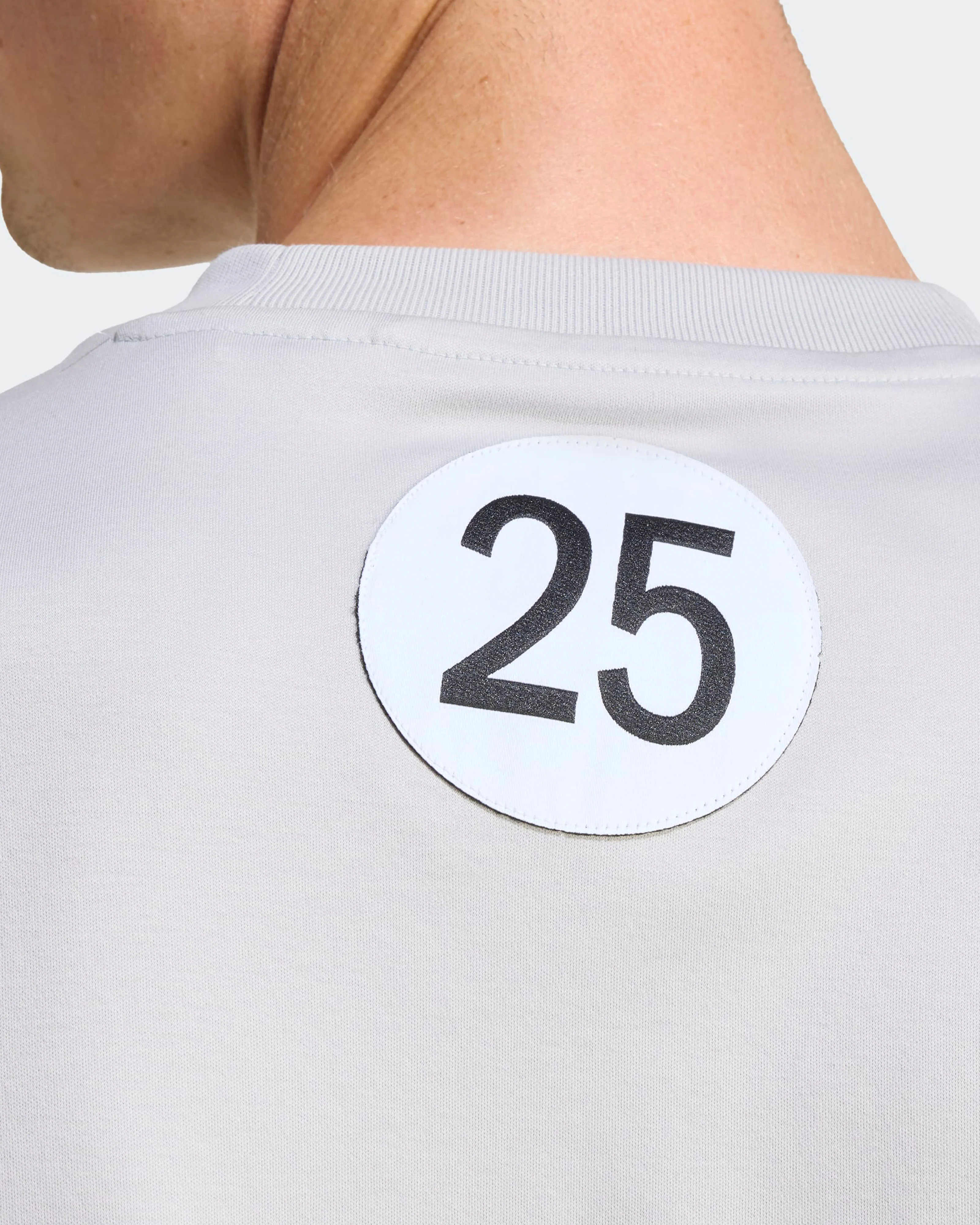 Mens Silver Arrows T-shirt Grey - Image 5